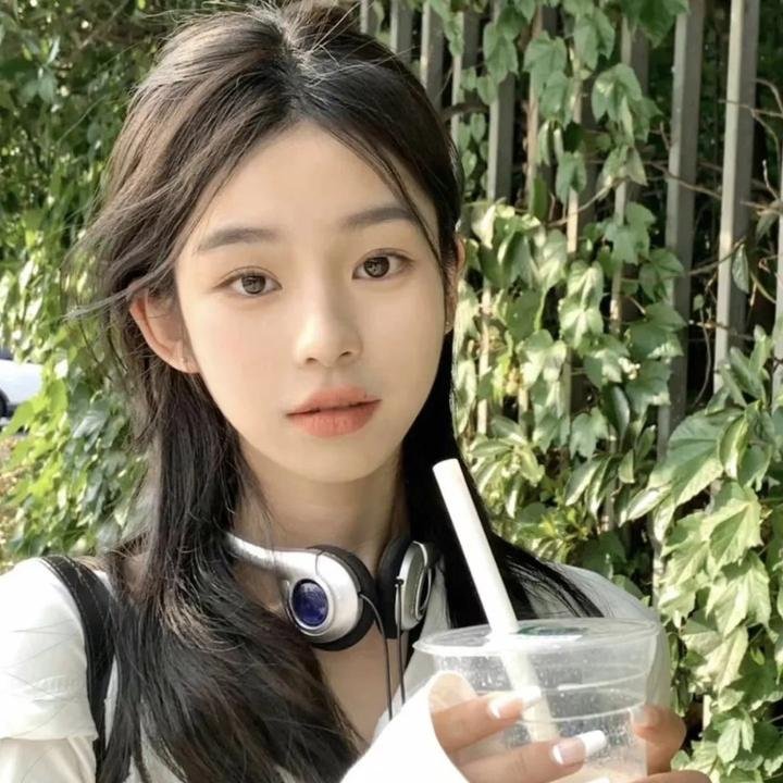 瑞克和莫蒂第八季 封面